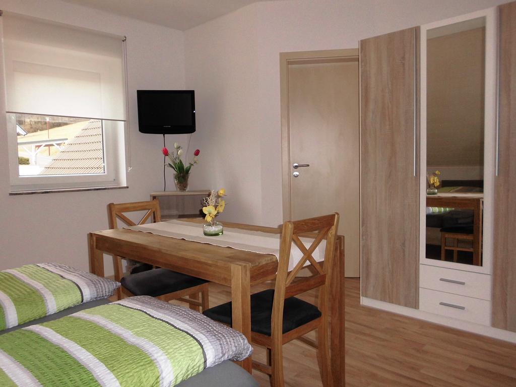 Ferienhaus Kiesel Bad Bocklet Luaran gambar