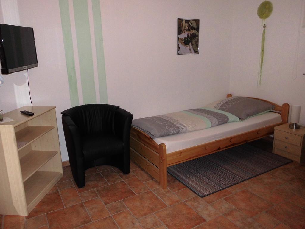 Ferienhaus Kiesel Bad Bocklet Luaran gambar
